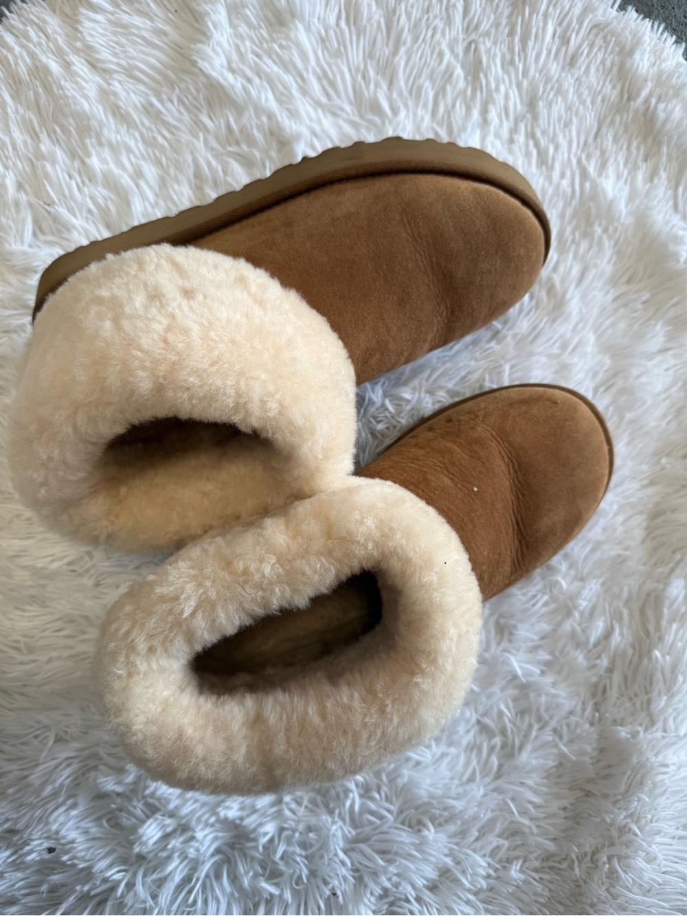 UGG Classic Mini Fluff